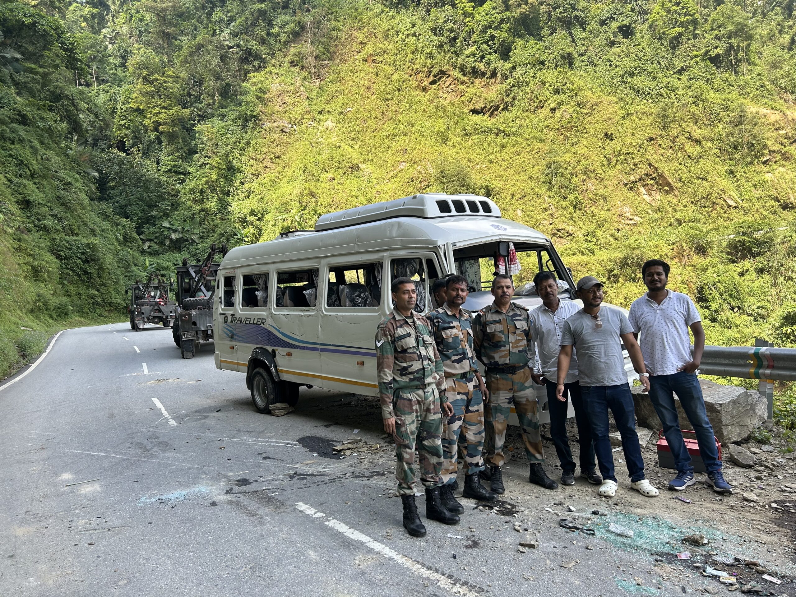 
Tourist Traveller Rescue Kalaktang Accident